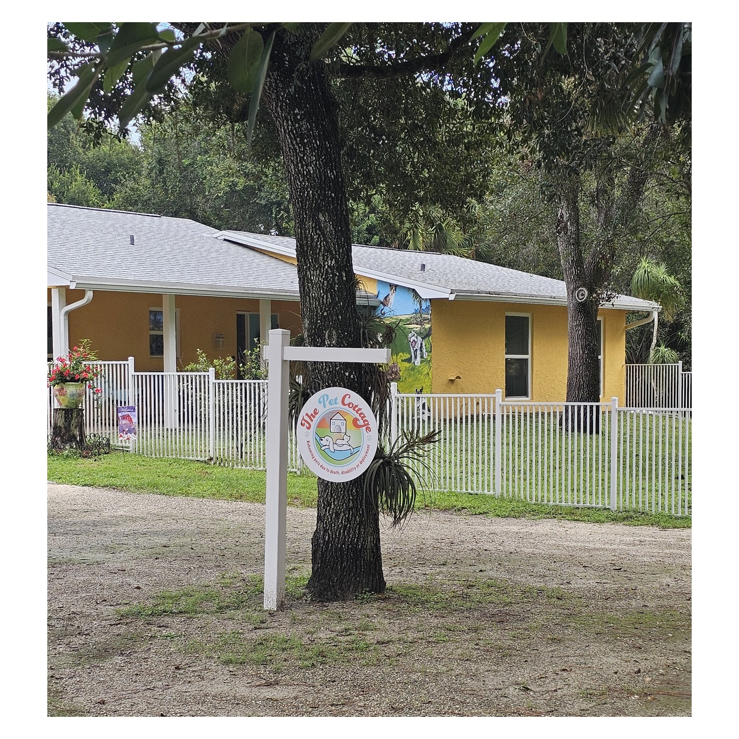 The Pet Cottage sign outside the sanctuary in Jupiter, Florida